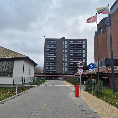 New Kreves & Free Parking & Self Check-in *